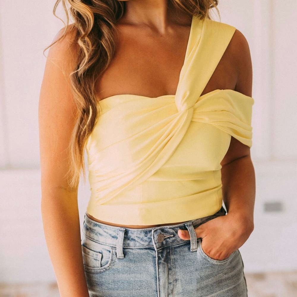 One Shoulder front twist top